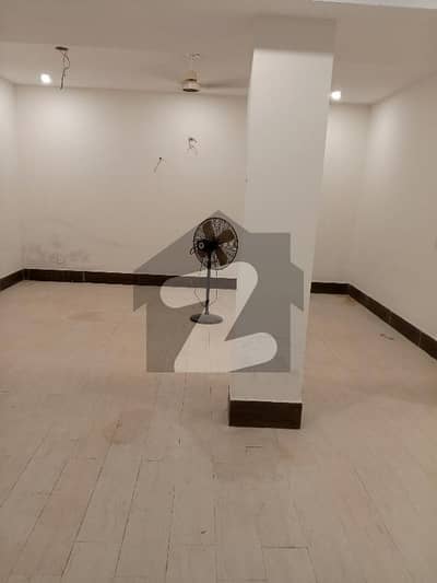 پی ای سی ایچ ایس بلاک 6 پی ای سی ایچ ایس,جمشید ٹاؤن,کراچی میں 6 کمروں کا 10 مرلہ مکان 4.5 لاکھ میں کرایہ پر دستیاب ہے۔ پی ای سی ایچ ایس بلاک 6 پی ای سی ایچ ایس,جمشید ٹاؤن,کراچی میں 6 کمروں کا 10 مرلہ مکان 4.5 لاکھ میں کرایہ پر دستیاب ہے۔