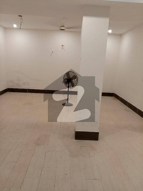 Town House Available On Rent For Commercial Purpose Town House Available On Rent For Commercial Purpose