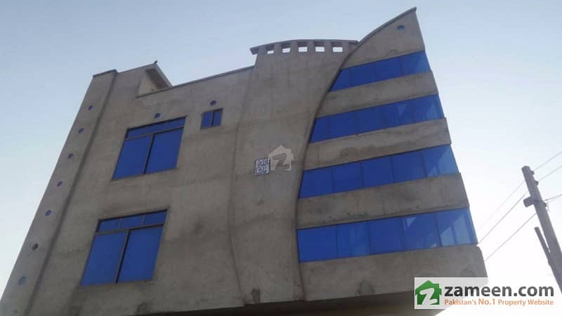 Triple Storey Commercial Plaza Available For Rent