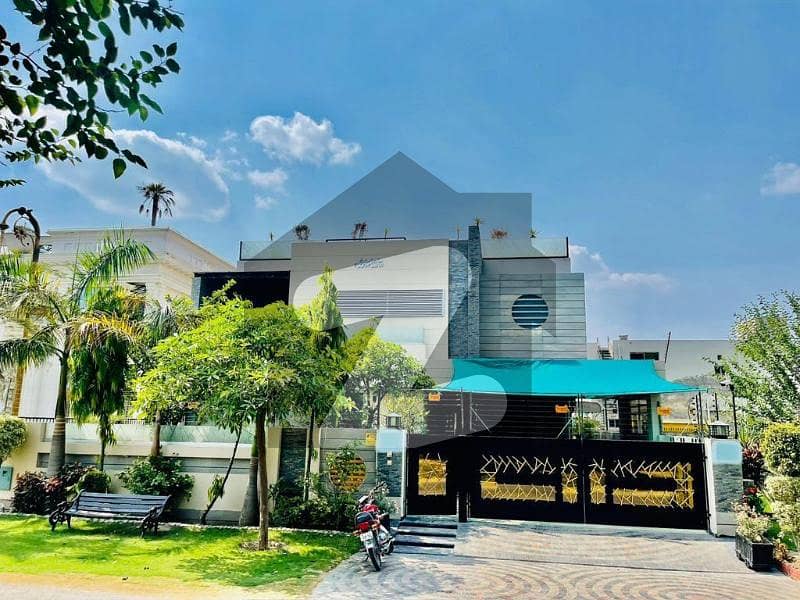 One Kanal Slightly Used Ultra Modern Designer Owner Build Fully Furnished Bungalow For Sale At Prime Location Of DHA Lahore Near To Park Masjid &Amp; Commercial Market. One Kanal Slightly Used Ultra Modern Designer Owner Build Fully Furnished Bungalow For Sale At Prime Location Of DHA Lahore Near To Park Masjid &Amp; Commercial Market.