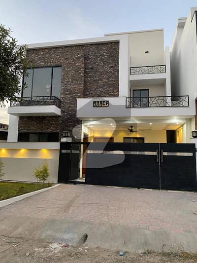 8.5 Marla Brand New House For Sale In I Block Gulberg Green Residencia Islamabad