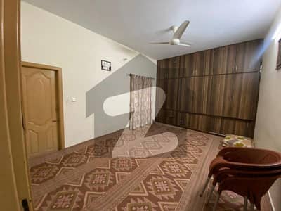 5 Marla Triple Storey Corner House With Sui Gas And Electricity Reasonable Price