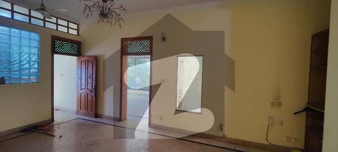 جی