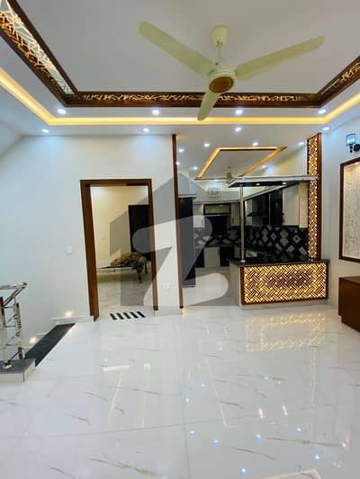نشیمنِ