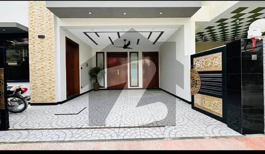 چکلالہ سکیم 3 چکلالہ سکیم,راولپنڈی میں 2 کمروں کا 10 مرلہ بالائی پورشن 60.0 ہزار میں کرایہ پر دستیاب ہے۔