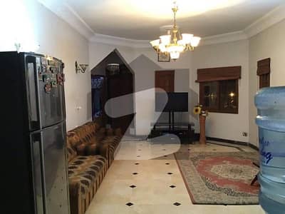 APARTMENT FOR SALE FULL FLOOR 3 SIDE CORNER BUILDING 200 YARDS