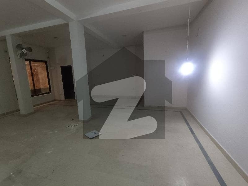 Office Available For Rent Office Available For Rent