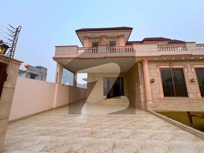 ONE KANAL BRAND NEW HOUSE AVALIABLE FOR RENT IN DHA PHASE 8