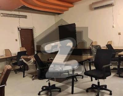 600 Sq. Yd Maintained BUNGALOW For Rent For Office Purpose