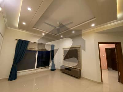 Beautiful 10 Marla UPPER PORTION For Rent Available In Bahria Town Phase 8 Beautiful 10 Marla UPPER PORTION For Rent Available In Bahria Town Phase 8