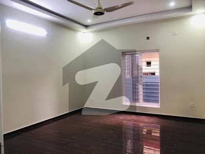 1 Kanal Upper Portion Is For Rent