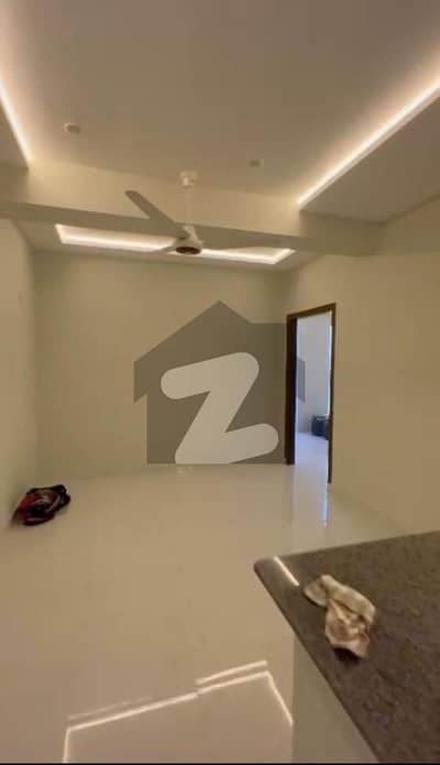 بی