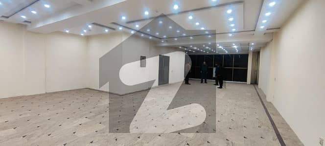 ڈی ایچ اے فیز 6 - سی سی اے بلاک ڈی ایچ اے فیز 6,ڈیفنس (ڈی ایچ اے),لاہور میں 8 مرلہ دفتر 70.0 ہزار میں کرایہ پر دستیاب ہے۔ ڈی ایچ اے فیز 6 - سی سی اے بلاک ڈی ایچ اے فیز 6,ڈیفنس (ڈی ایچ اے),لاہور میں 8 مرلہ دفتر 70.0 ہزار میں کرایہ پر دستیاب ہے۔