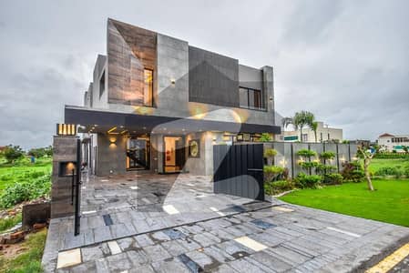 Beautifully Designed 1 Kanal Bungalow For Sale Don't Miss Out
