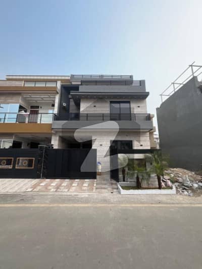 5 MARLY MODERN DESIGN FACING PARK HOUSE TRIPPLE STOREY FOR SALE 5 MARLY MODERN DESIGN FACING PARK HOUSE TRIPPLE STOREY FOR SALE