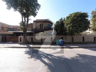 On Excellent Location House For Sale Is Readily Available In Prime Location Of Bahria Town Phase 2