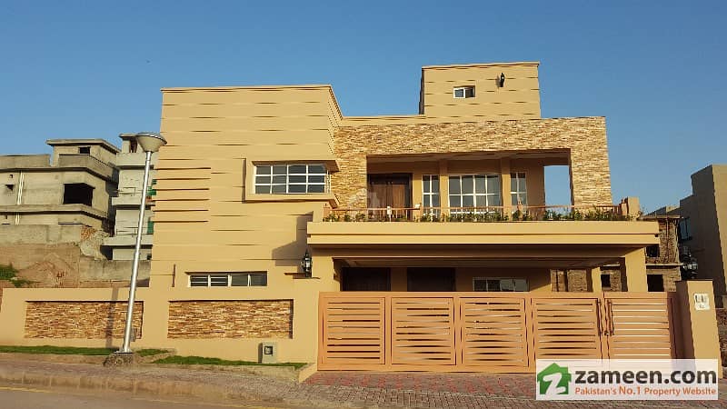1 Kanal Newly Constructed Owner Built House For Sale