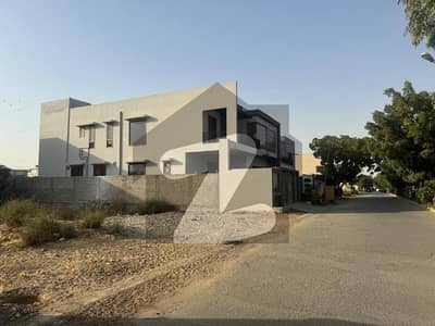 ڈی ایچ اے فیز 7 ایکسٹینشن ڈی ایچ اے ڈیفینس,کراچی میں 1 کنال رہائشی پلاٹ 5.1 کروڑ میں برائے فروخت۔