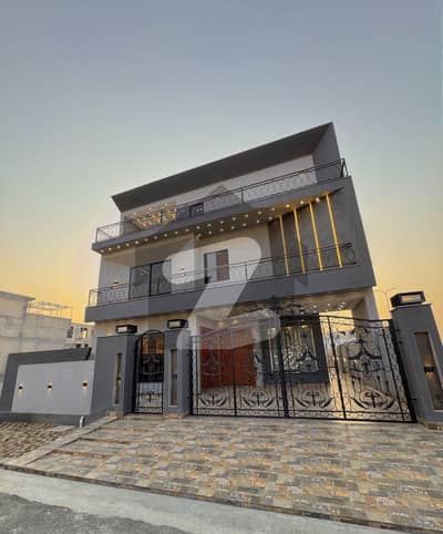 10 MARLA CORNER GRACEFUL & LUMINOUS BUNGALOW FOR SALE IN BUCH VILLAS MULTAN