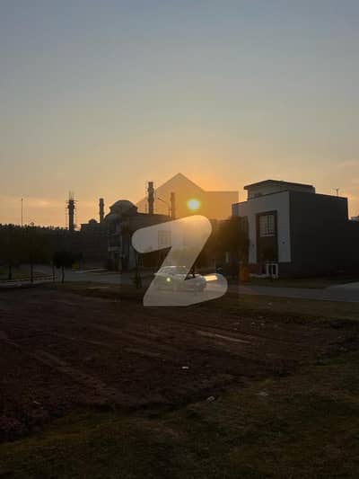 5 MARLA PLOT FOR SALE