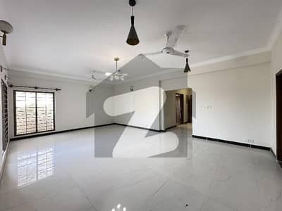 Flat Sized 2400 Square Feet Is Available For sale In Askari 5 - Sector J