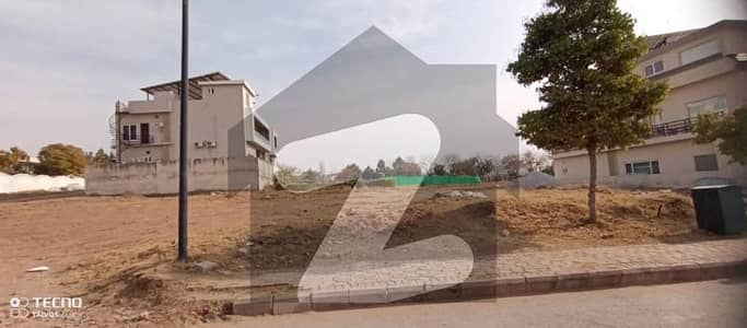 بحریہ انکلیو - سیکٹر اے بحریہ انکلیو,بحریہ ٹاؤن,اسلام آباد میں 1 کنال رہائشی پلاٹ 3.1 کروڑ میں برائے فروخت۔ بحریہ انکلیو - سیکٹر اے بحریہ انکلیو,بحریہ ٹاؤن,اسلام آباد میں 1 کنال رہائشی پلاٹ 3.1 کروڑ میں برائے فروخت۔