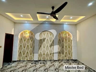 Abubaker Block 7 Marla Category House For Sale Proper Double Unit Park Face Five Master Bedrooms Gas Installed Abubaker Block 7 Marla Category House For Sale Proper Double Unit Park Face Five Master Bedrooms Gas Installed