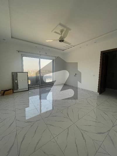 1 Kanal Upper Portion Available For Rent