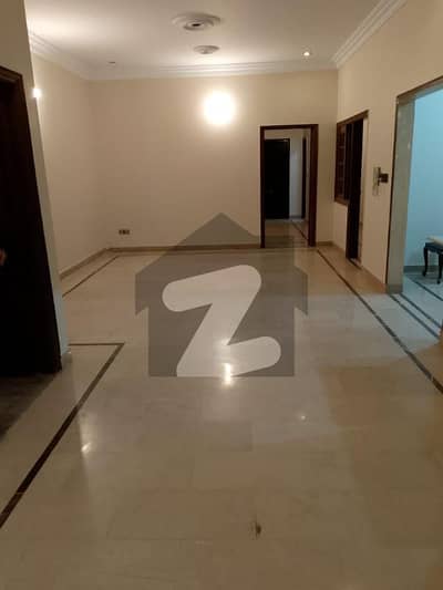 4 Bed/D/D Portion Located In, Gulshan E Iqbal Block 3