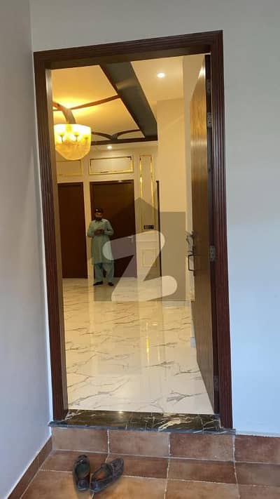 گلشنِ اقبال گلشنِ اقبال ٹاؤن,کراچی میں 4 کمروں کا 10 مرلہ بالائی پورشن 4.0 کروڑ میں برائے فروخت۔