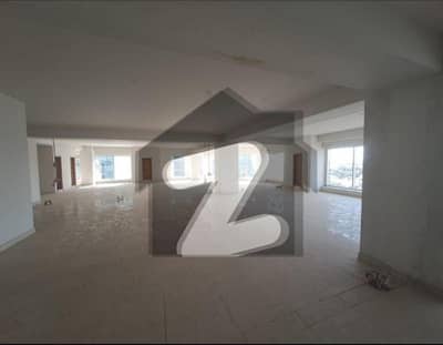 4500 SQ FTS OFFICE AVAILABLE FOR RENT AT SAHRA-E-FAISAL