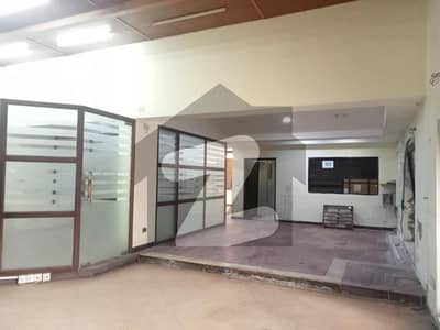 4 KANAL COMMERCIAL BUILDING FOR SALE HALI ROAD GULBERG GARDEN TOWN SHADMAN GOR ZARMAN PARK LAHORE 4 KANAL COMMERCIAL BUILDING FOR SALE HALI ROAD GULBERG GARDEN TOWN SHADMAN GOR ZARMAN PARK LAHORE