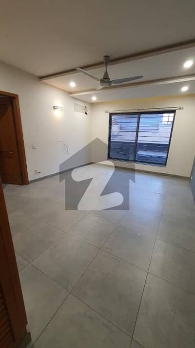 E11/3 Multi Professional 500 Square Yard House For Sale