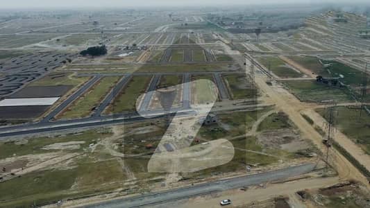 ڈی ایچ اے کمرشل زون 2 ڈی ایچ اے ڈیفینس,گوجرانوالہ میں 4 مرلہ کمرشل پلاٹ 2.3 کروڑ میں برائے فروخت۔