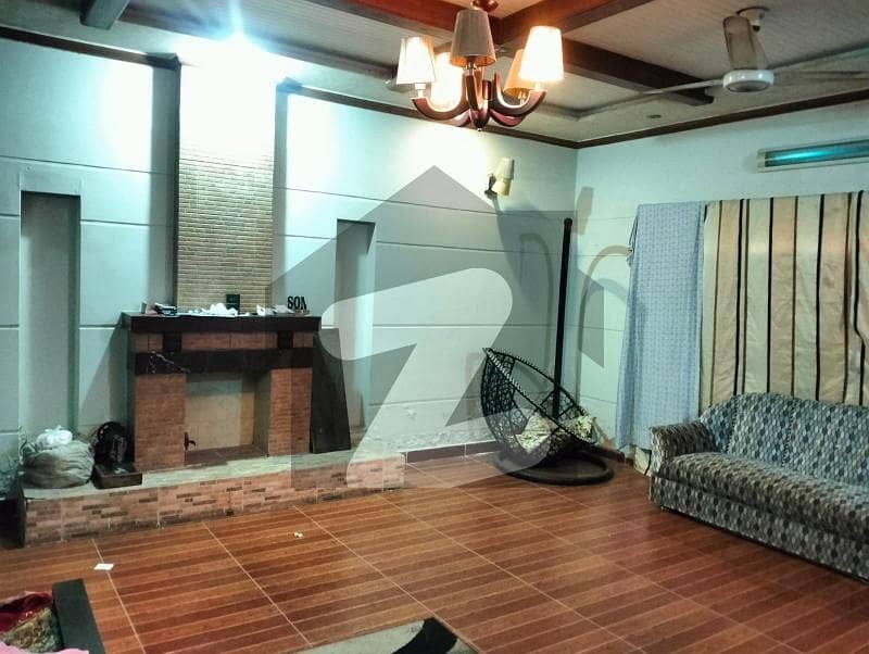 1 Kanal Tiled Floor House For Rent For Office And Family 1 Kanal Tiled Floor House For Rent For Office And Family