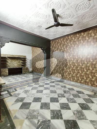 BEAUTIFUL FULL HOUSE PRIME LOCATION KHYABAN E TANVEER CHAKLALA SCHEME III