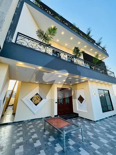 رائل آرچرڈ ملتان پبلک سکول روڈ,ملتان میں 5 کمروں کا 10 مرلہ مکان 3.35 کروڑ میں برائے فروخت۔ رائل آرچرڈ ملتان پبلک سکول روڈ,ملتان میں 5 کمروں کا 10 مرلہ مکان 3.35 کروڑ میں برائے فروخت۔