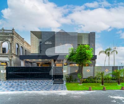 Top Luxury Home: 1 Kanal Modern Bungalow for Sale in DHA Phase 7