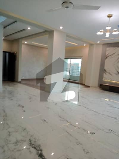 8 Floor Facing Lak Barnd New Apartment Available For Rent in Askari 11