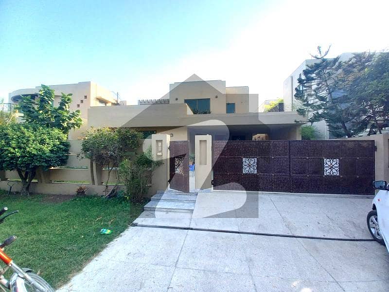 One Kanal Used Modern Design Bungalow For Sale At Prime Location Of DHA Lahore Near To Park Masjid & Commercial Market. One Kanal Used Modern Design Bungalow For Sale At Prime Location Of DHA Lahore Near To Park Masjid & Commercial Market.