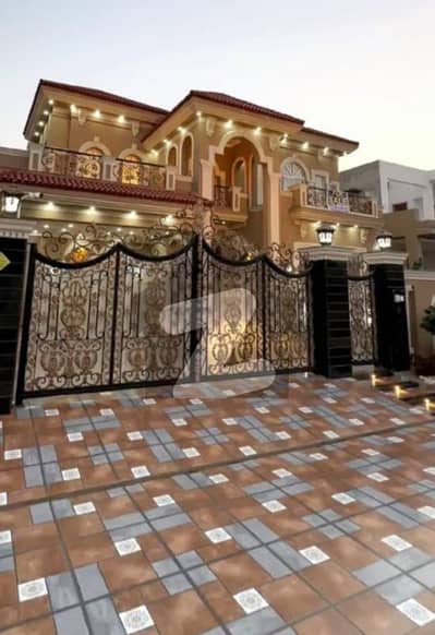 Extravagant 1 Kanal Bungalow For Sale Premium Location, Imported Fixtures & Spacious Layout In DHA Phase 6