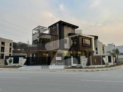 کوہستان انکلیو - بلاک ایف کوہستان انکلیو,واہ کینٹ,واہ میں 4 کمروں کا 11 مرلہ مکان 5.75 کروڑ میں برائے فروخت۔ کوہستان انکلیو - بلاک ایف کوہستان انکلیو,واہ کینٹ,واہ میں 4 کمروں کا 11 مرلہ مکان 5.75 کروڑ میں برائے فروخت۔