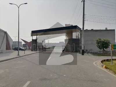 Ideal 5 Marla Commercial Plot has landed on market in Oasis Orchard, Faisalabad