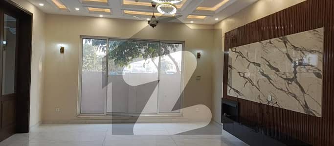With Basement 7 Beds 1 Kanal House For Sale In Extension Air Avenue DHA Phase 8 Airport Road Lahore. With Basement 7 Beds 1 Kanal House For Sale In Extension Air Avenue DHA Phase 8 Airport Road Lahore.
