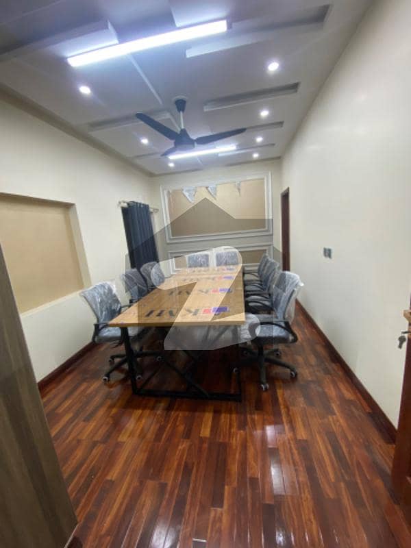 1000 Sq Ft Furnished Office With All Setup Office