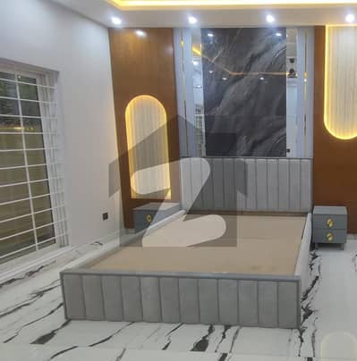 پنجاب گورنمنٹ ایمپلائیز سوسائٹی لاہور میں 7 کمروں کا 1 کنال مکان 9.75 کروڑ میں برائے فروخت۔ پنجاب گورنمنٹ ایمپلائیز سوسائٹی لاہور میں 7 کمروں کا 1 کنال مکان 9.75 کروڑ میں برائے فروخت۔