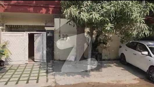 200 Yards House In Gulistan e Jauhar For Sale