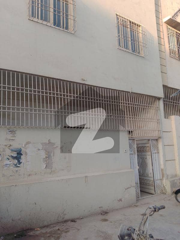 Commercial House Commercial House