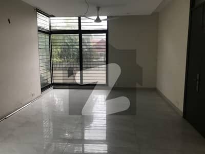 Zaman Park Canal Side Luxury Brand New House For Rent 5 Bedrooms Drawing Dining Room Kitchen Tv Lounge
