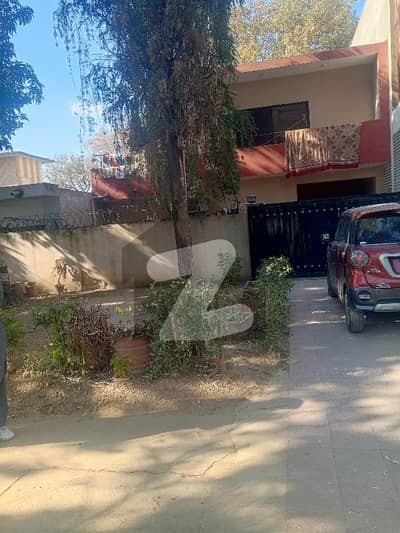 جی